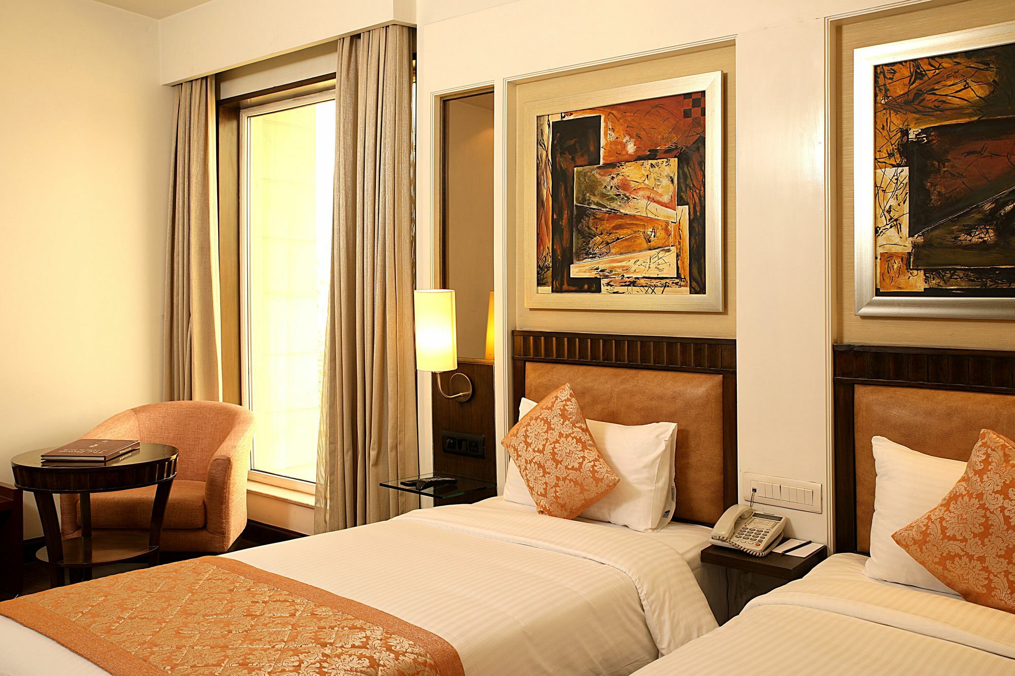 Inde Hotel Signature Tower Gurgaon Eksteriør billede